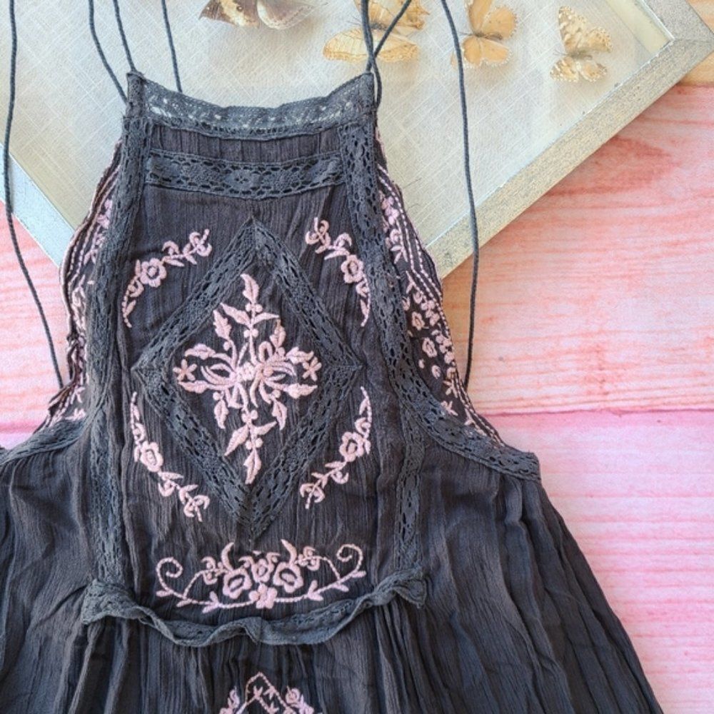 Free People Diamond In The Sky Floral Embroidered Strappy Boho Midi Dress XS‎ - Picture 9 of 10